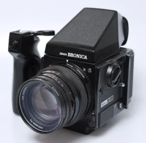 Bronica GS1